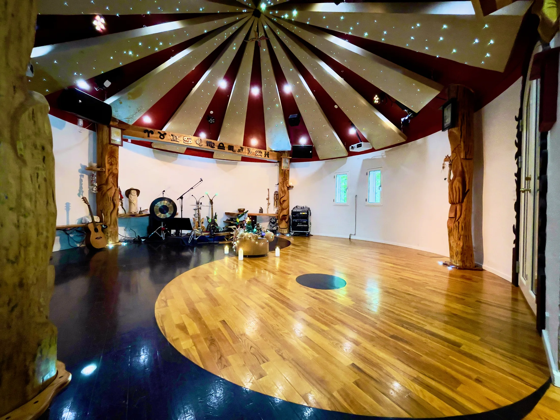 The Roundhall